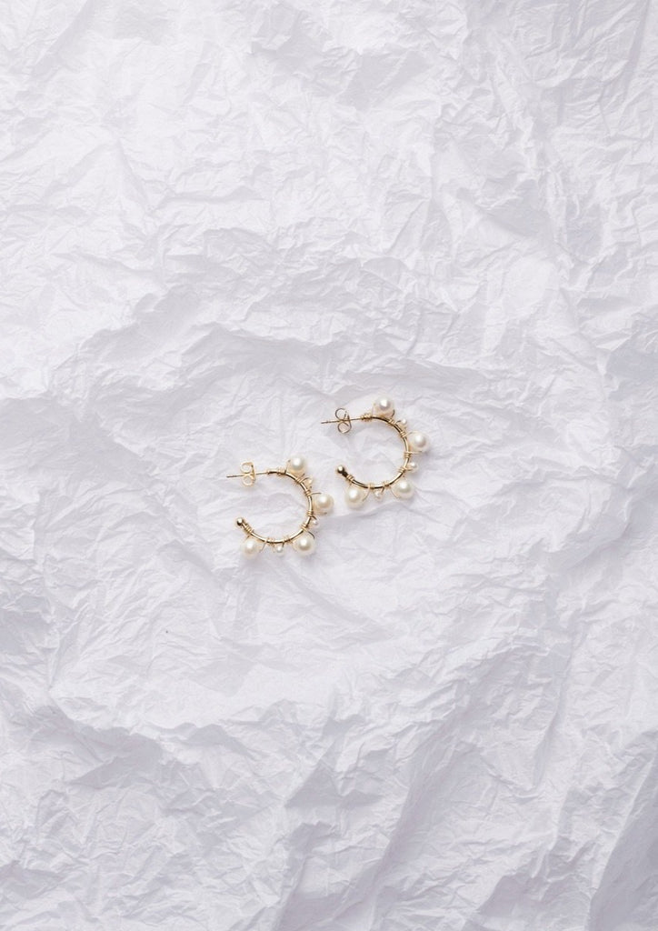 Love x Love Niina -helmikorvakorut